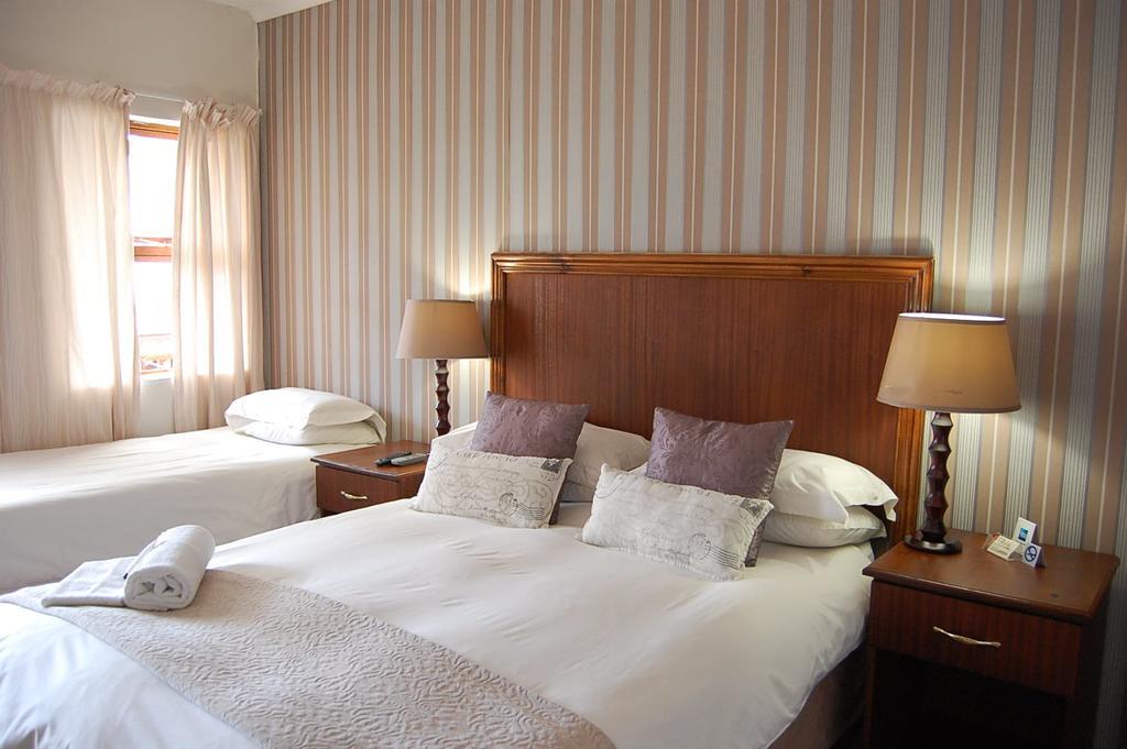 Glencoe Guest House King William's Town Exteriör bild