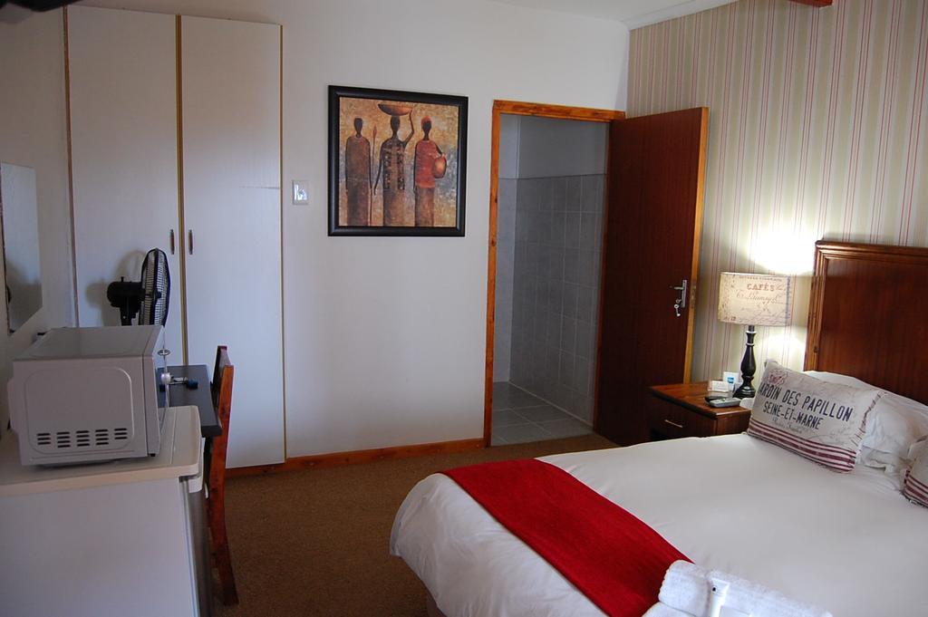 Glencoe Guest House King William's Town Exteriör bild